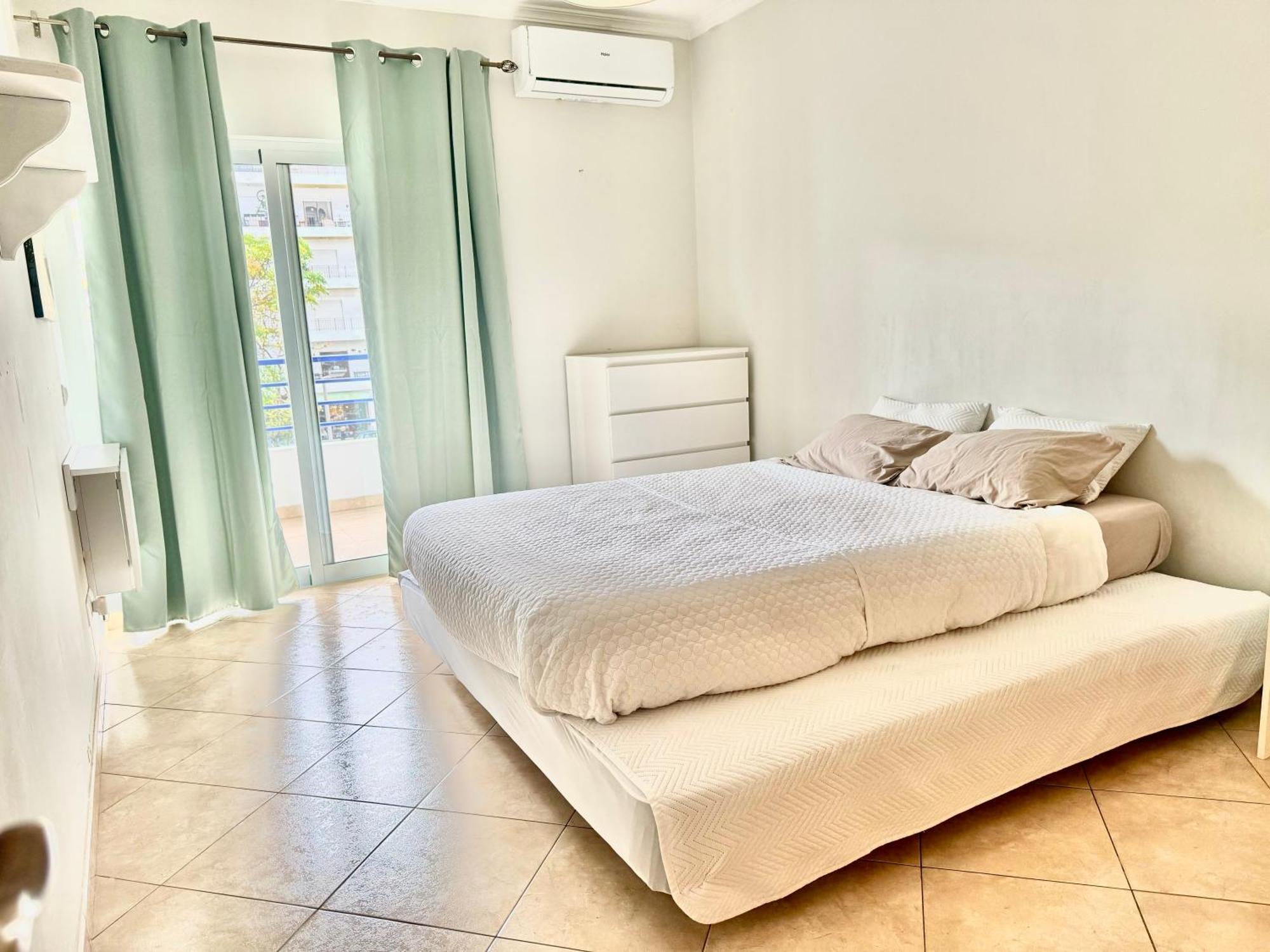 Rei Apartment Quarteira Bagian luar foto