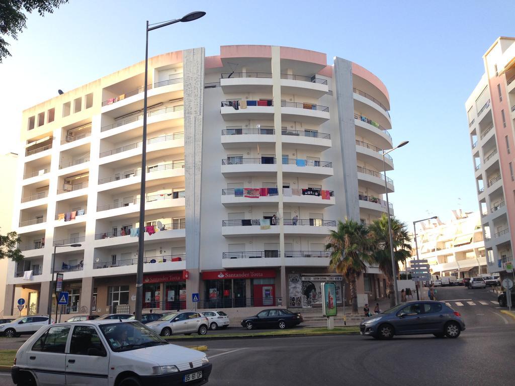 Rei Apartment Quarteira Bagian luar foto