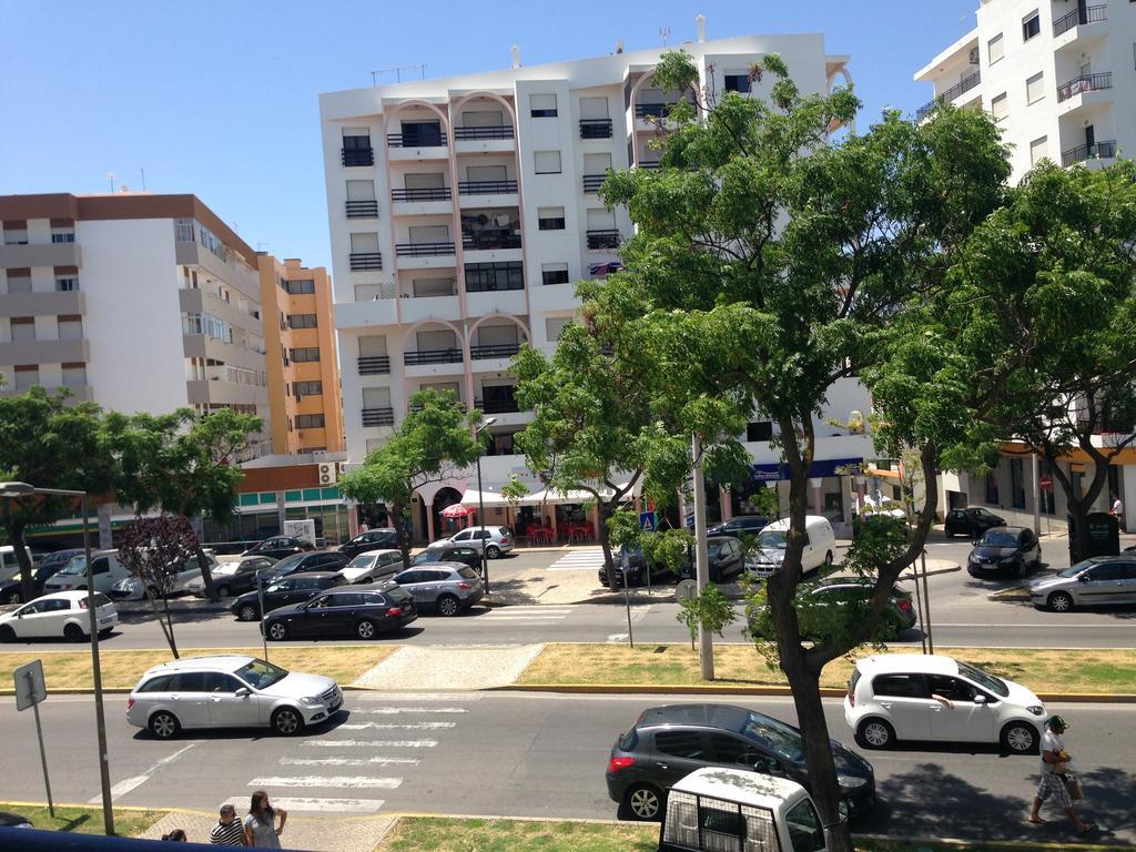 Rei Apartment Quarteira Bagian luar foto