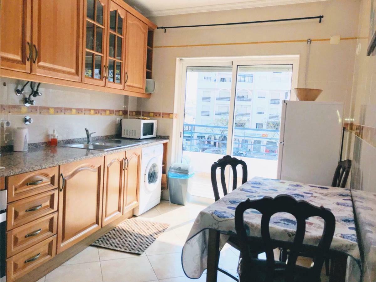 Rei Apartment Quarteira Bagian luar foto